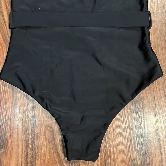 Mikoh Mila One Piece Swimsuit - Picture 11 of 16